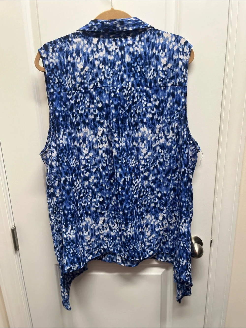 NWT MICHAEL Michael Kors Blue Ikat Sleeveless Hankhem Button Up Blouse 3X